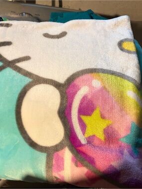 Hello Kitty Plush Throw Blanket in Teal